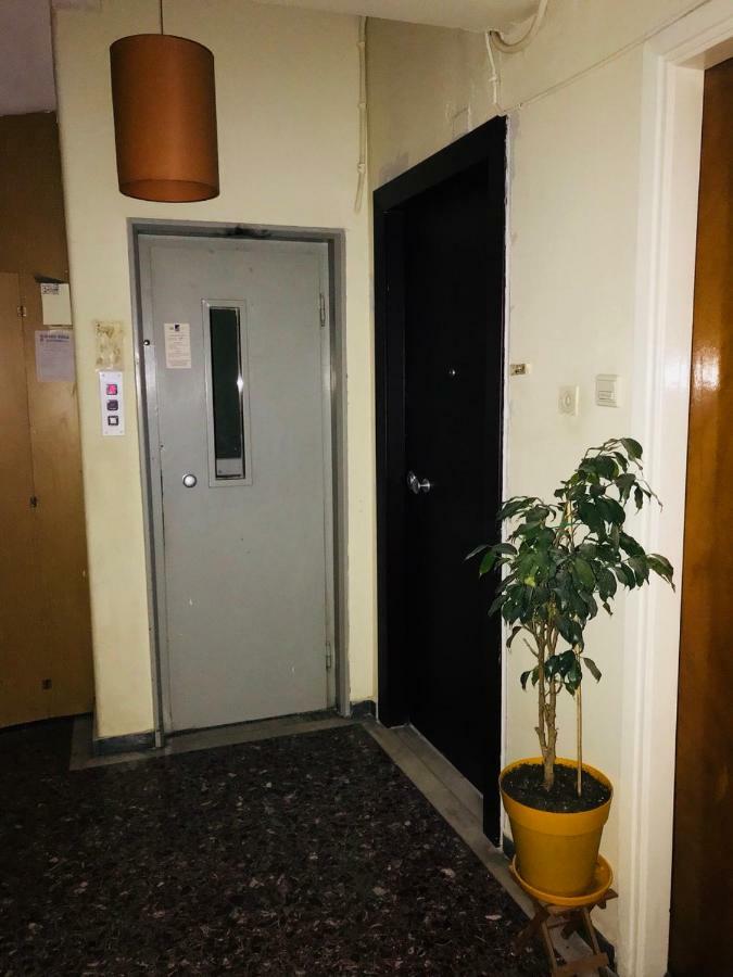 Merilyn Central Apartment Aten Exteriör bild
